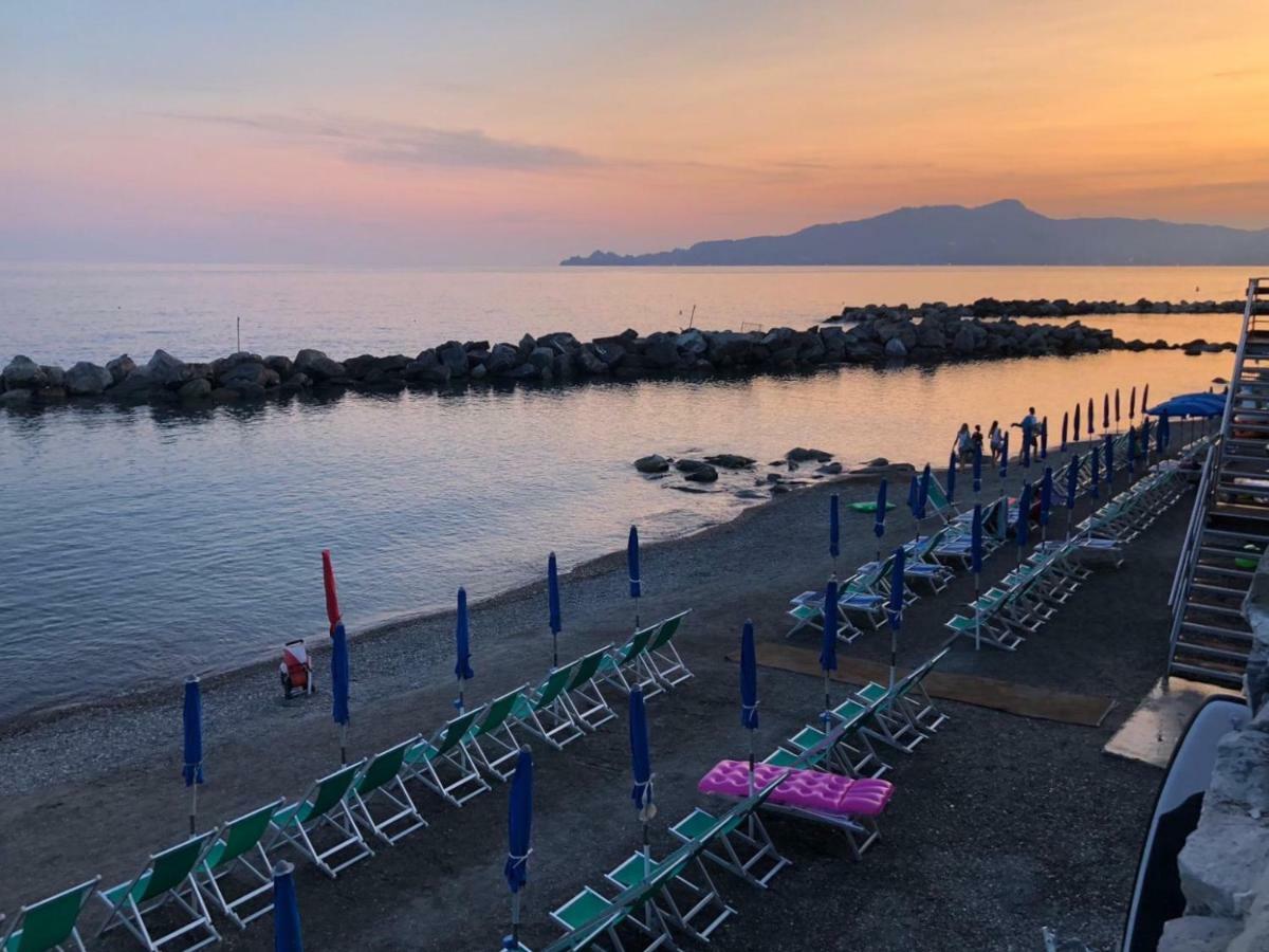 A.A.U.T Appartamento Villa Preli Chiavari Εξωτερικό φωτογραφία